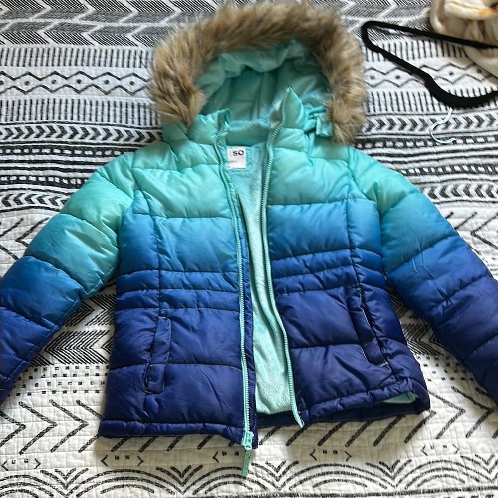 SO Gradient Blue Puffer Jacket with Faux Fur